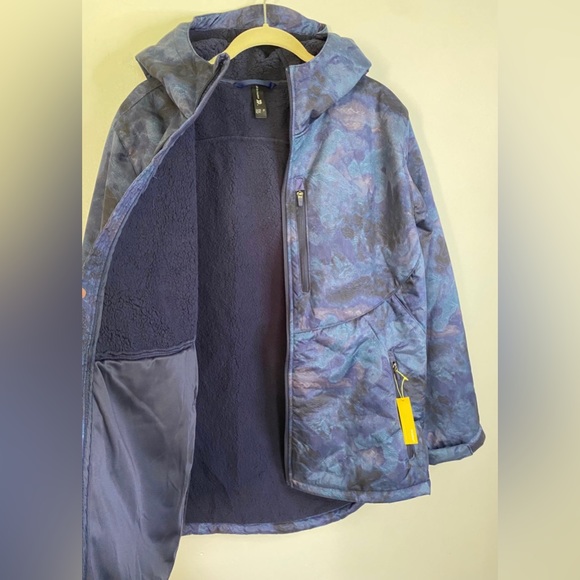 NWT All in Motion Small Men’s Navy Soft Sherpa Jacket - Picture 3 of 3